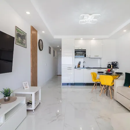Ponderosa 611, Americas, One Bedroom With Large Terrace And Ocean View, Next To Siam Park Apartamento *